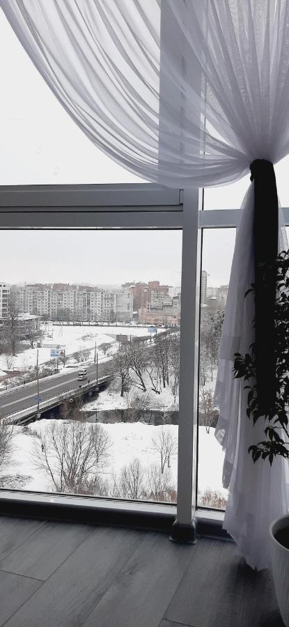 Сучасний Люкс З Приголомшливим Виглядом! คเมลไนป์สกาเย ภายนอก รูปภาพ